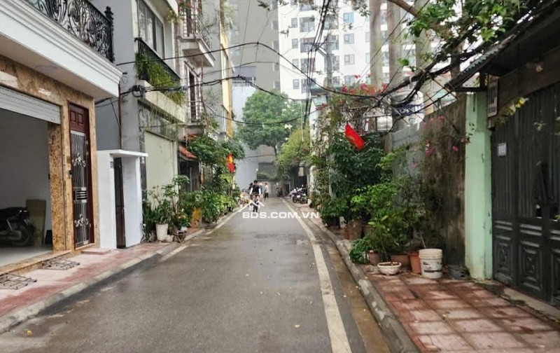 BÁN NHÀ PHÔ NGÔ GIA TỰ - LONG BIÊN, 6 TẦNG THANG MÁY, GARA Ô TÔ, KINH DOANH. GIÁ 11,5 TỶ